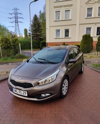 Kia Ceed cena 26900 przebieg: 197500, rok produkcji 2014 z Wałbrzych małe 11